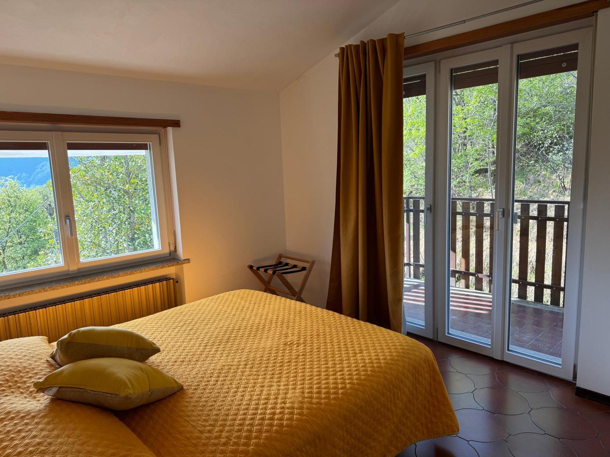 Gold Cave Casa Vacanze Relax Nel Bosco Appartamenti Pessinetto Extérieur photo